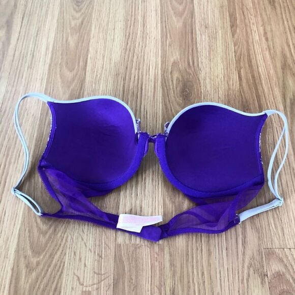 Victoria's Secret Very Sexy Plunge Purple Lace Push Up Bra 32D - Picture 7 of 7
